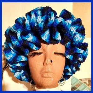 #L❤️VE HANDMADE. Crochet Ruffle HAT